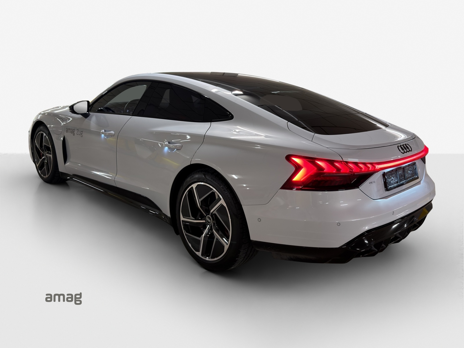 AUDI RS e-tron GT quattro-image-2