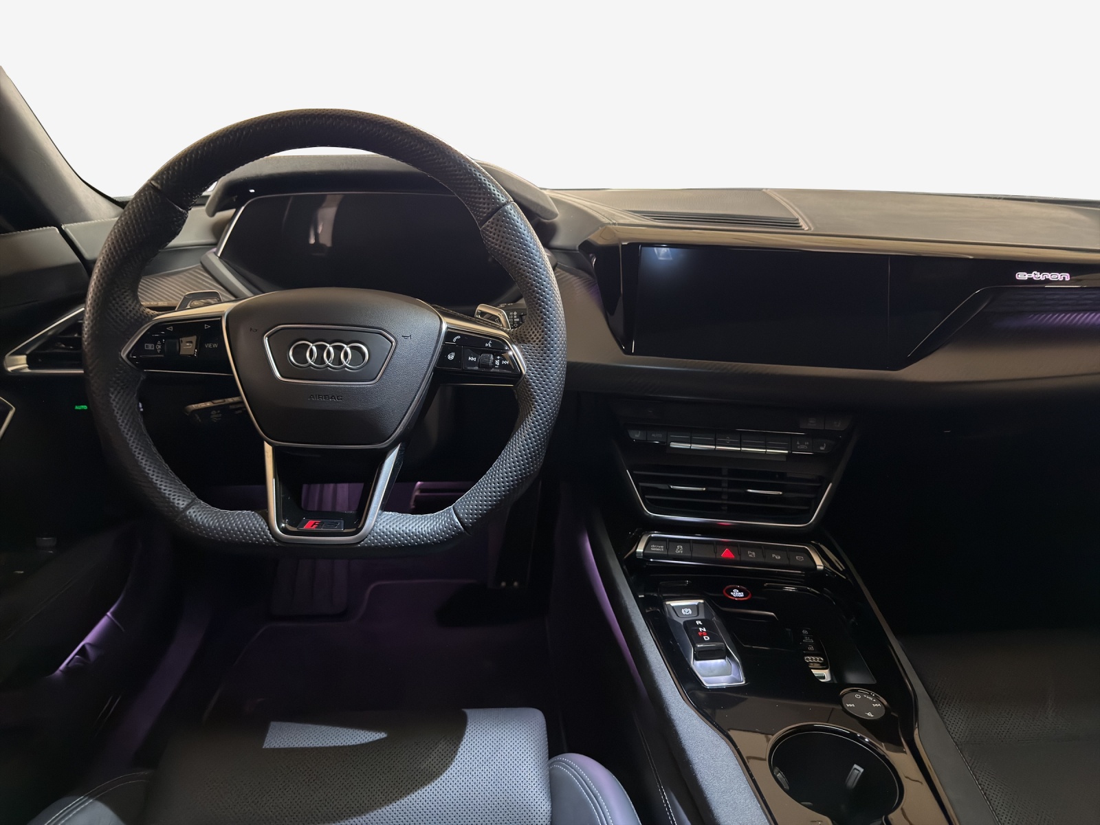 AUDI RS e-tron GT quattro-image-9