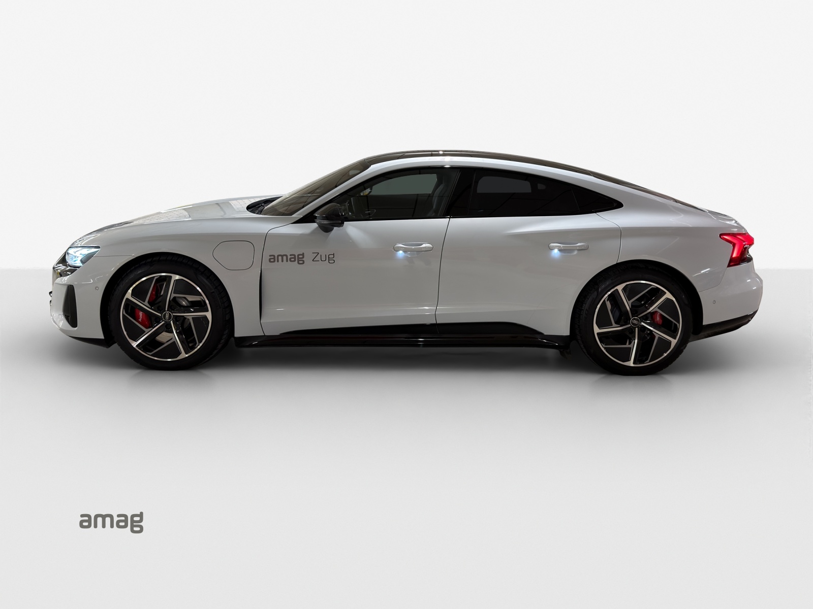 AUDI RS e-tron GT quattro-image-1