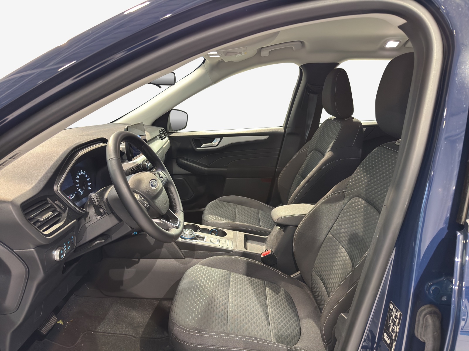 FORD Kuga 1.5 TDCi Cool & Connect 2WD Automat-image-7