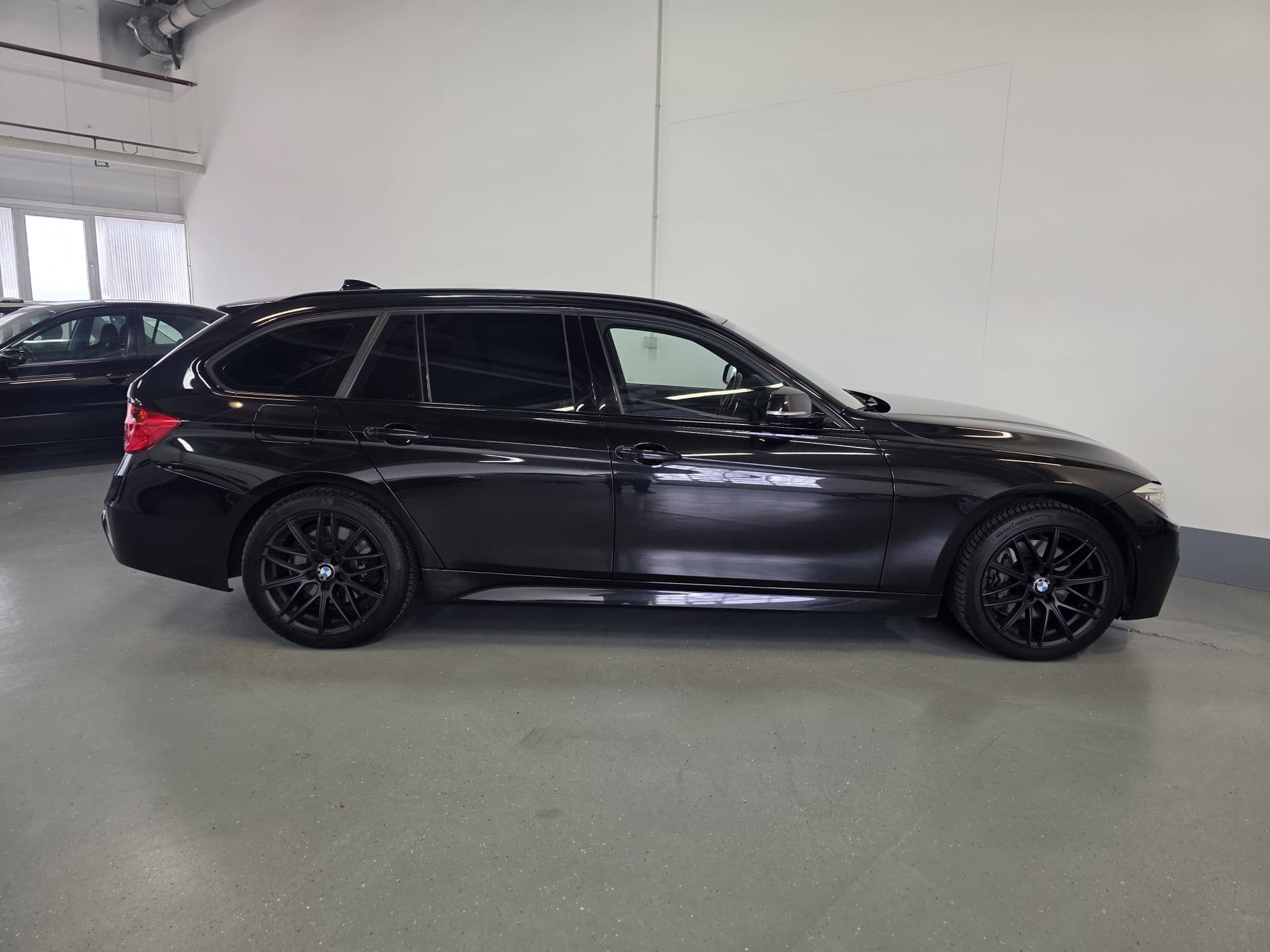 BMW 335d xDrive Touring Steptronic-image-7