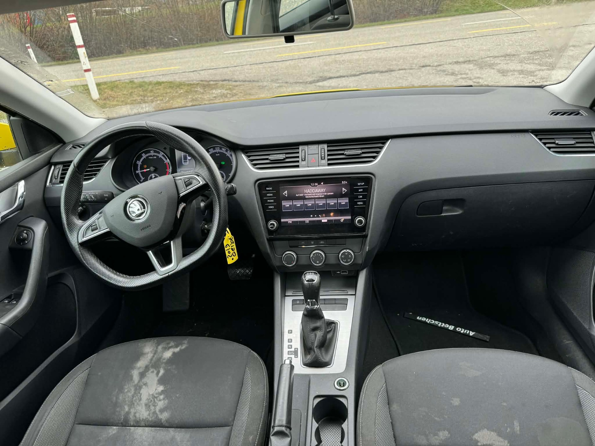 SKODA Octavia Combi 1.5 TSI Active-image-2