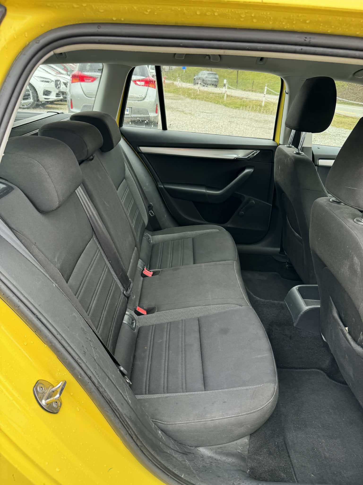 SKODA Octavia Combi 1.5 TSI Active-image-14