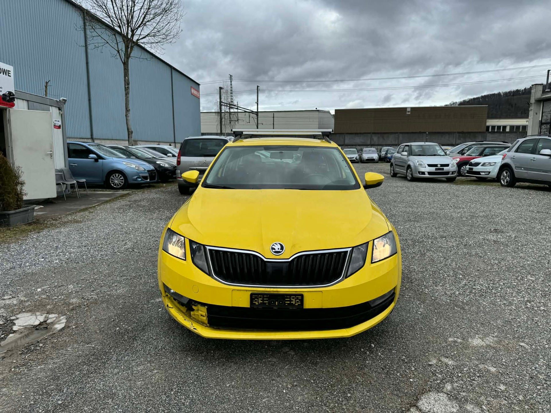 SKODA Octavia Combi 1.5 TSI Active-image-12