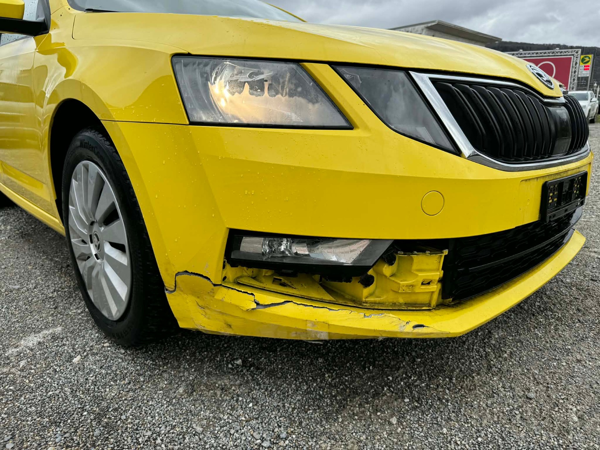 SKODA Octavia Combi 1.5 TSI Active-image-7