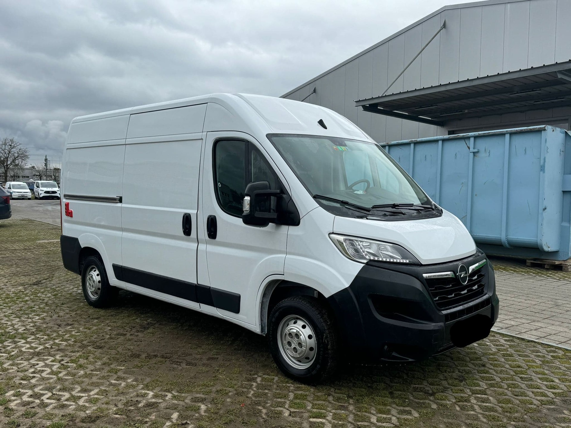 OPEL Movano 2.2 d 3,5t L1H2 Essentia-image-2