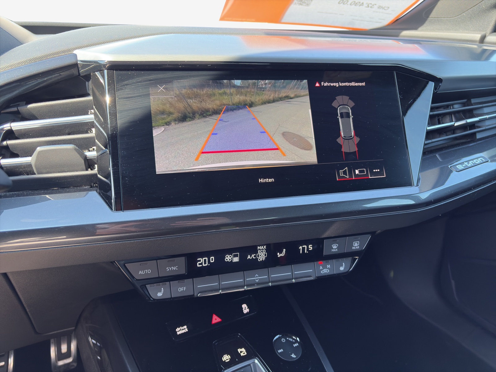 AUDI Q4 e-tron 50 quattro-image-10