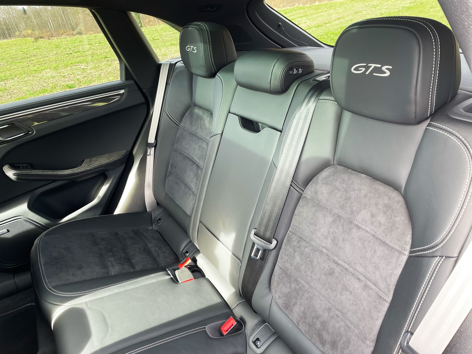 PORSCHE Macan GTS PDK-image-15