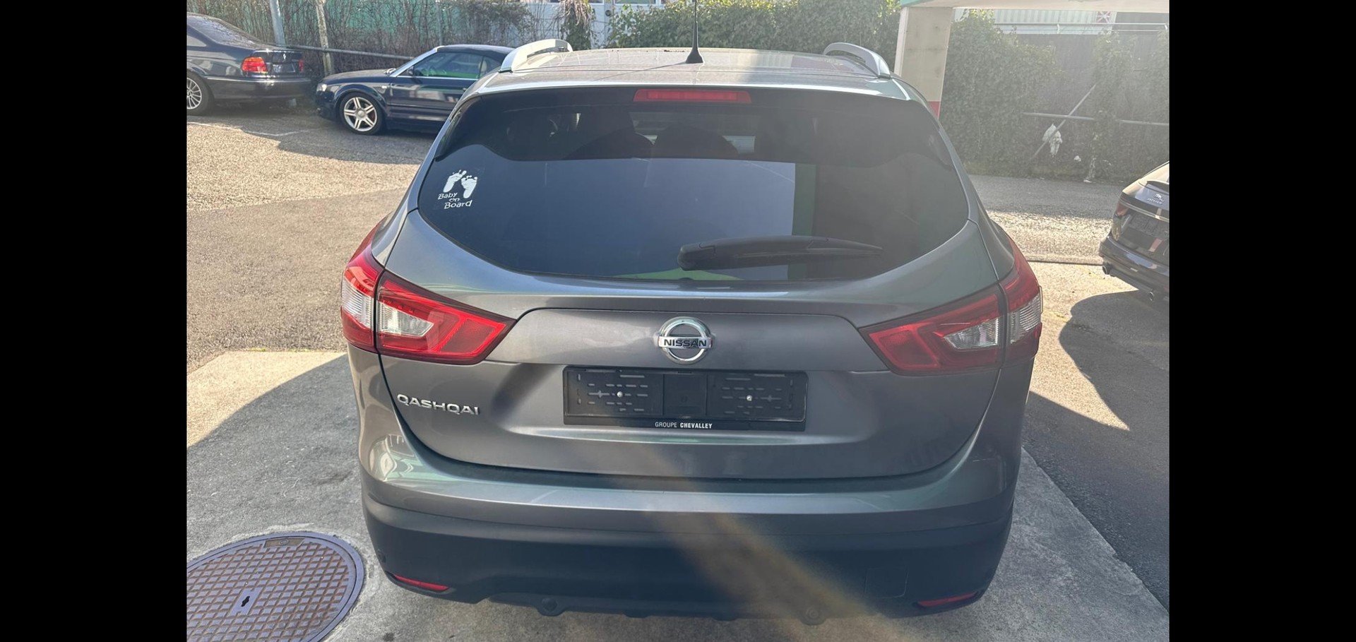 NISSAN Qashqai 1.2 DIG-T Swiss Edition-image-4
