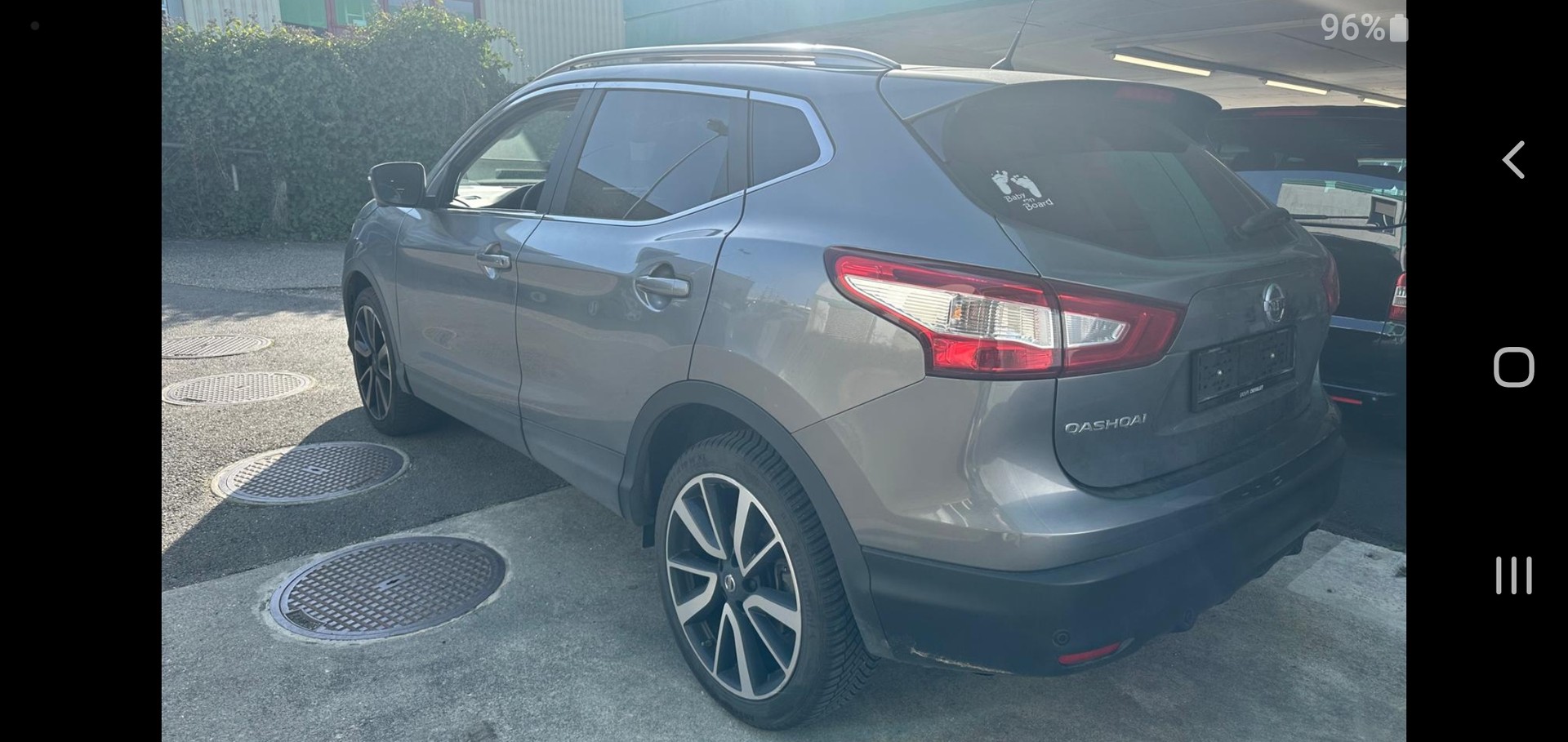 NISSAN Qashqai 1.2 DIG-T Swiss Edition-image-1