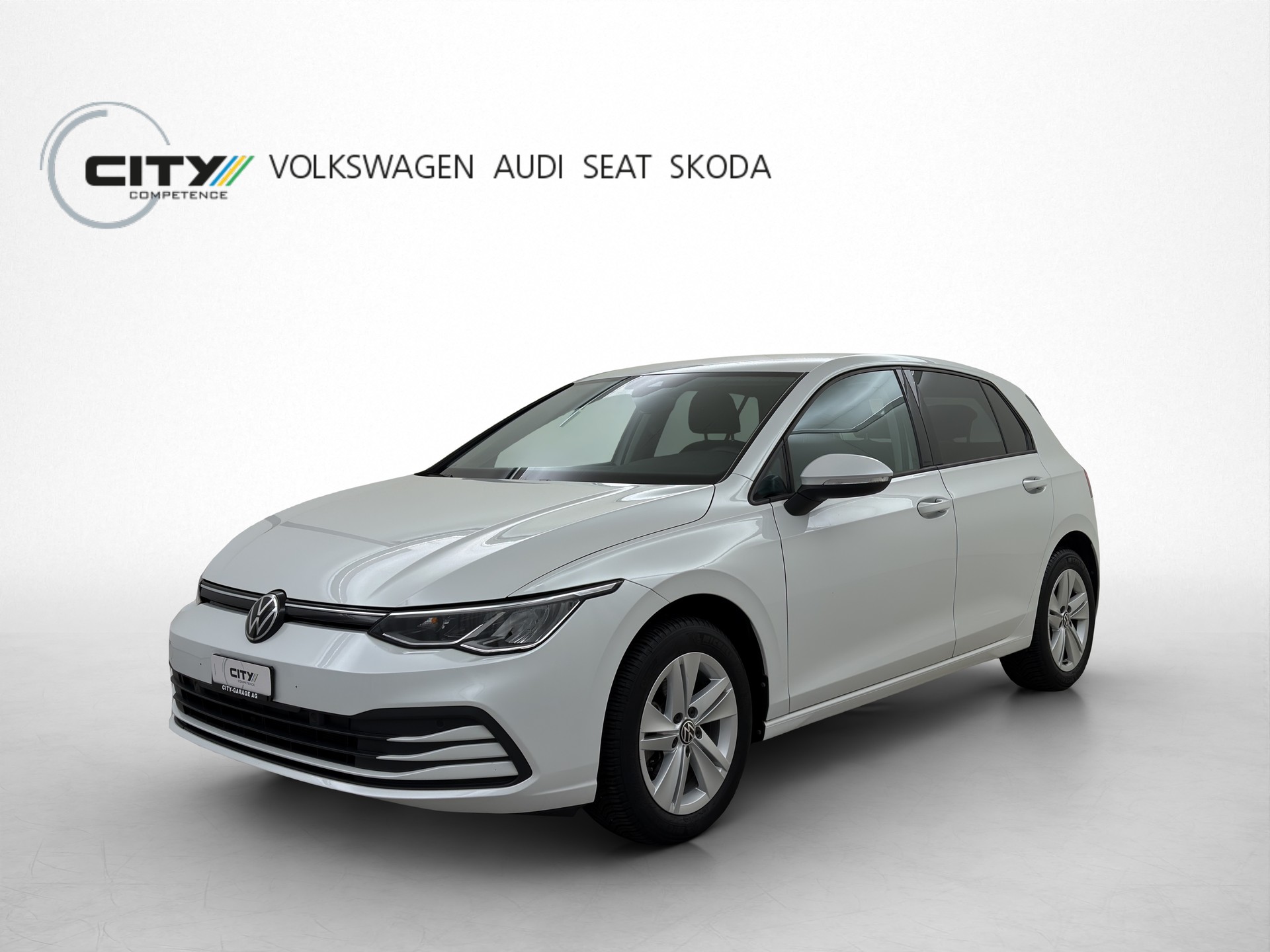 VW Golf 2.0 TDI Life DSG-image-0