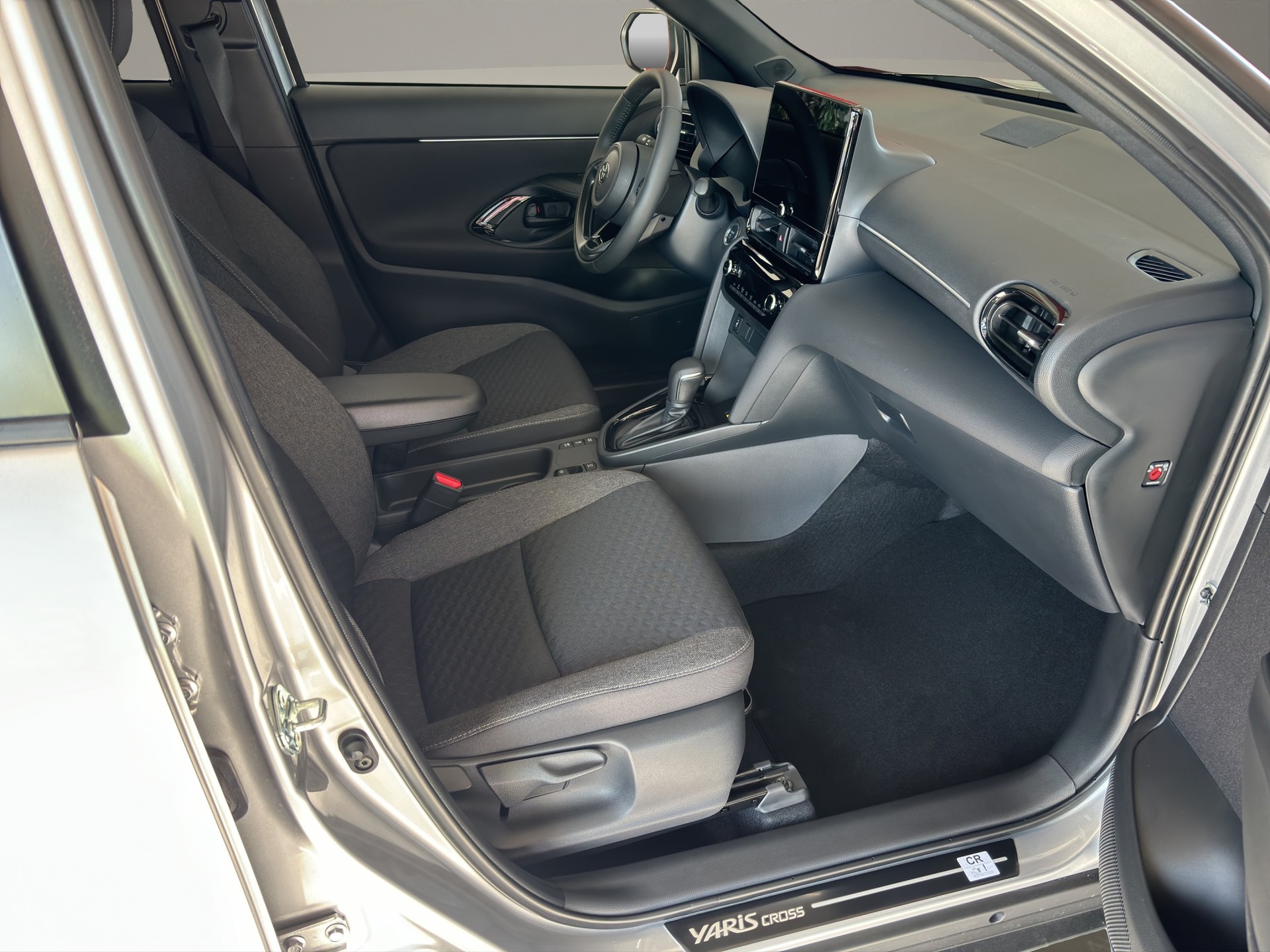 TOYOTA Yaris Cross 1.5 Trend e-CVT 130 PS-image-11