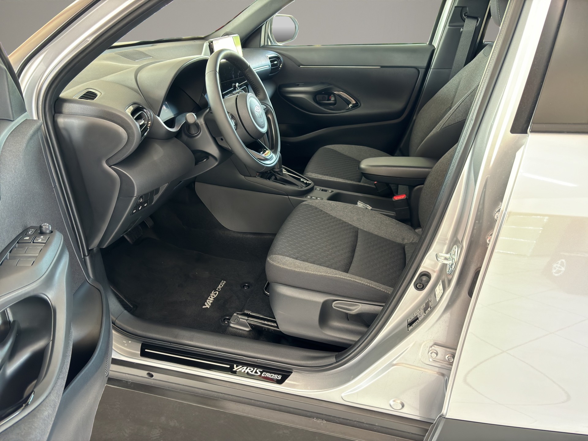 TOYOTA Yaris Cross 1.5 Trend e-CVT 130 PS-image-17
