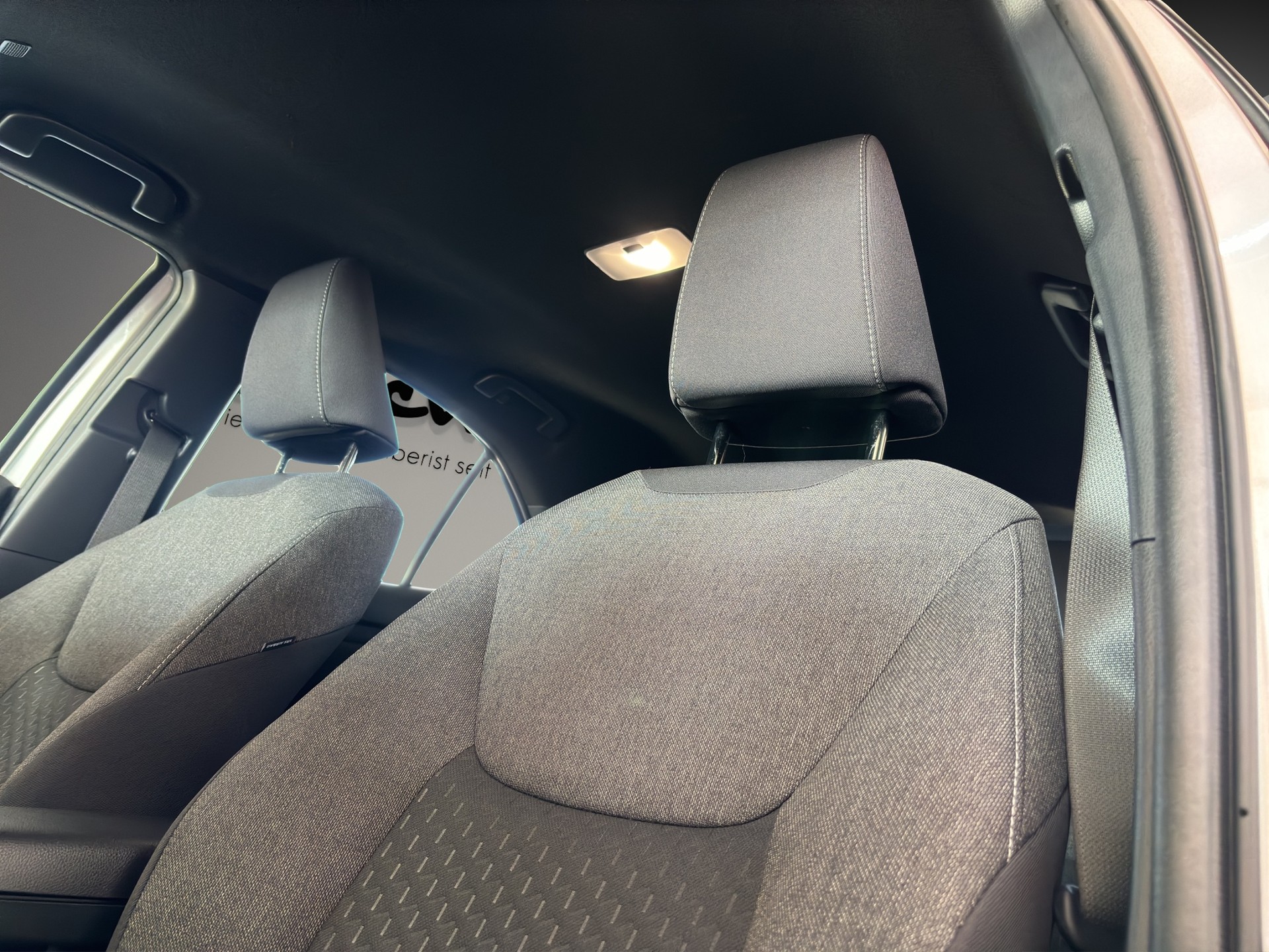 TOYOTA Yaris Cross 1.5 Trend e-CVT 130 PS-image-18