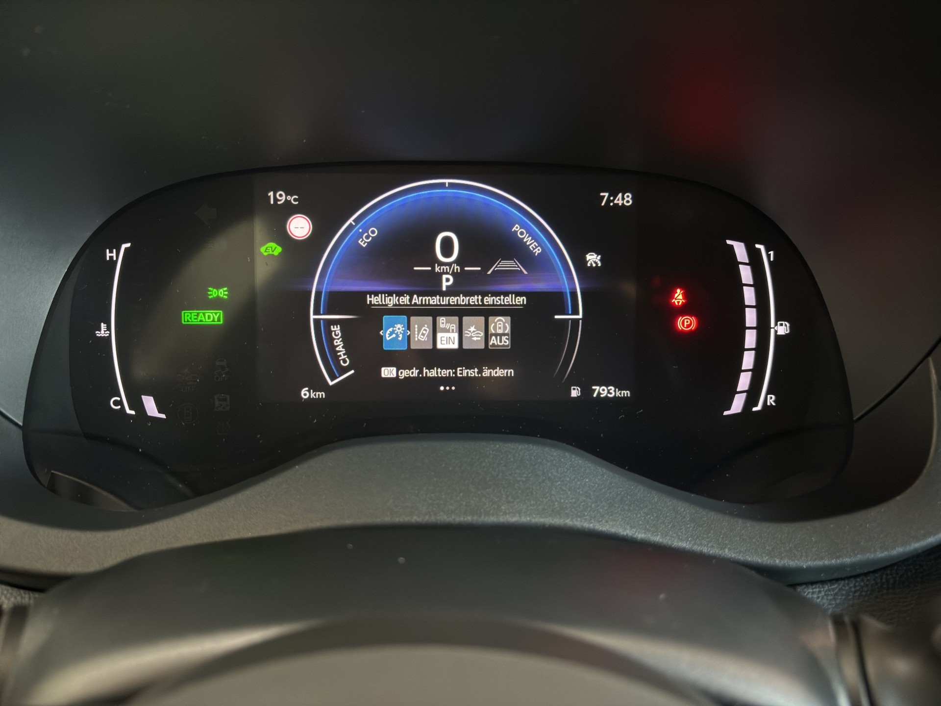 TOYOTA Yaris Cross 1.5 Trend e-CVT 130 PS-image-23