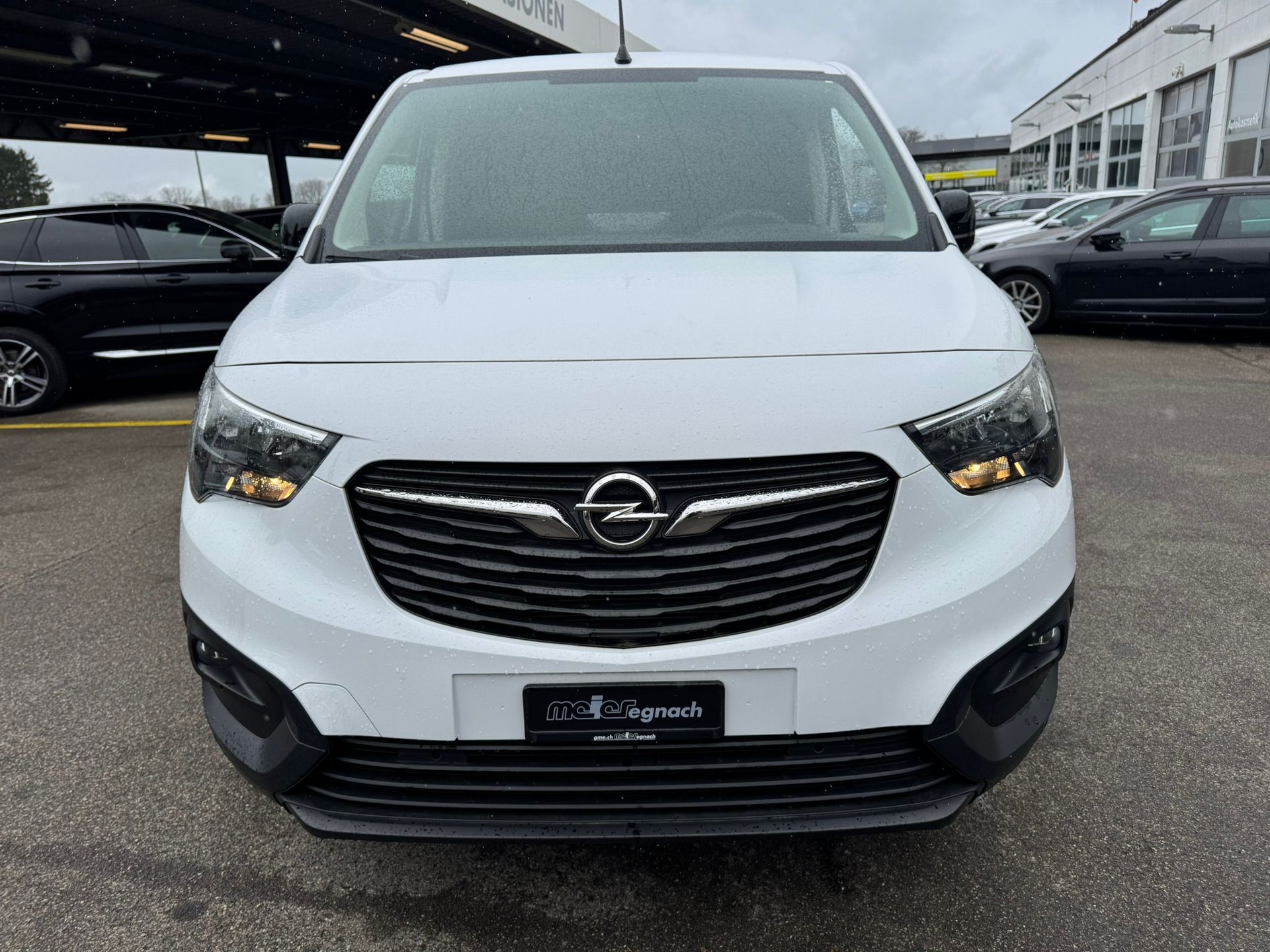 OPEL Combo-e Cargo 2.4T Enjoy-image-2