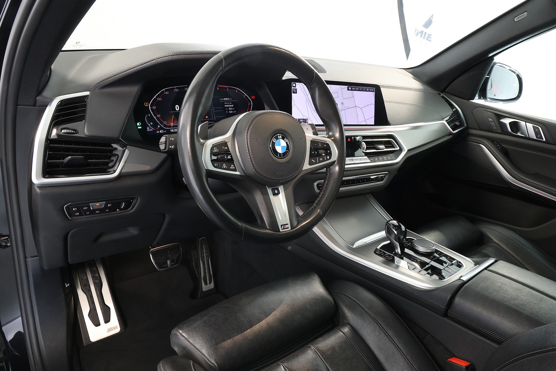 BMW X5 xDrive 30d M-Sport *7-Sitzer* Steptronic-image-7