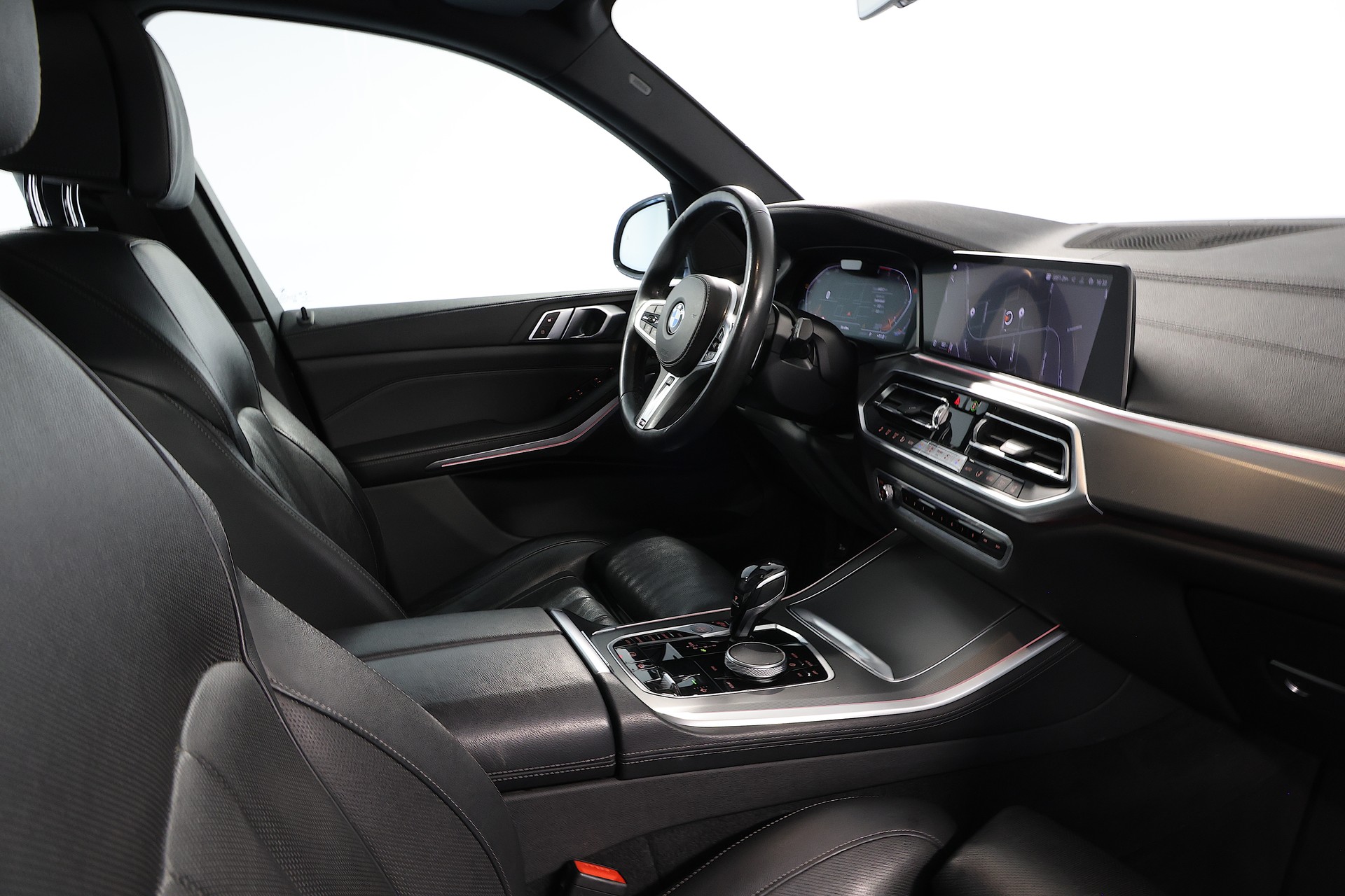 BMW X5 xDrive 30d M-Sport *7-Sitzer* Steptronic-image-13