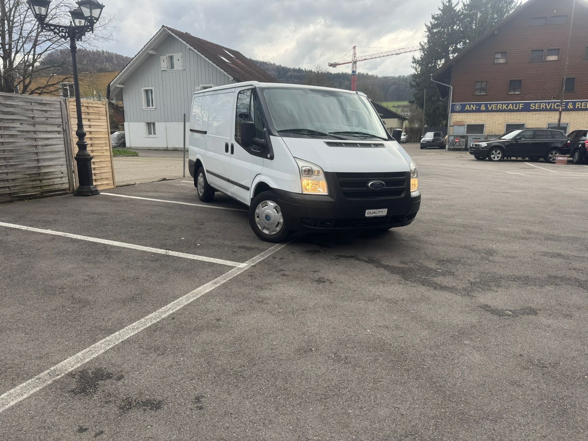 FORD Transit 2.2TDCi 260S Level 3-showroom-element-1