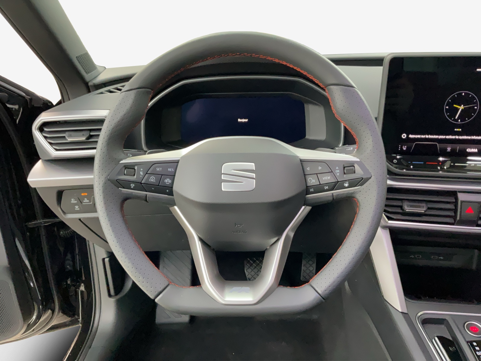 SEAT Leon ST 1.5 eTSI mHEV DSG Move FR-image-9