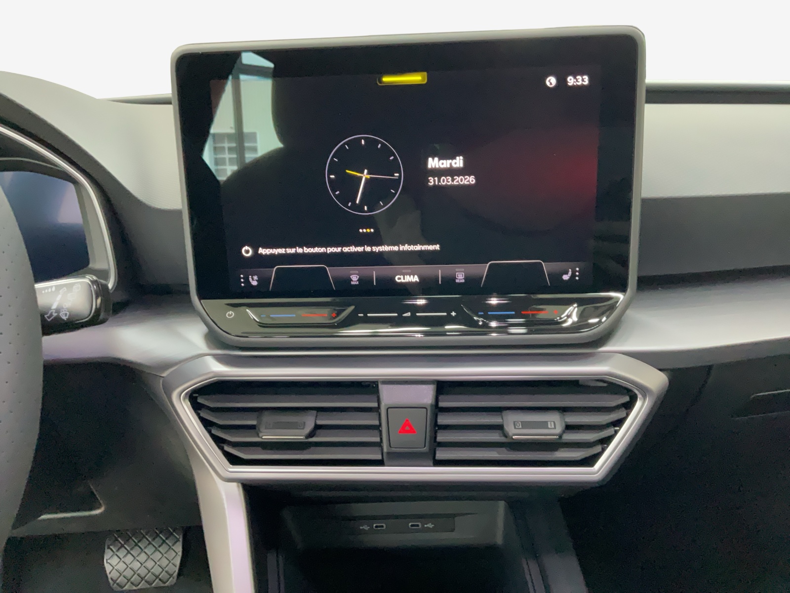 SEAT Leon ST 1.5 eTSI mHEV DSG Move FR-image-10