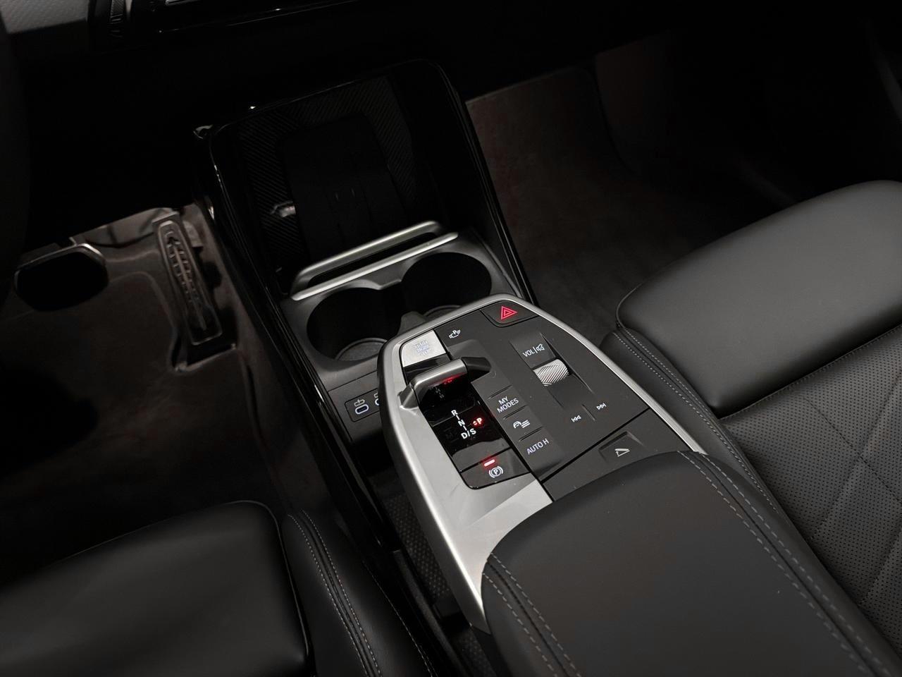 BMW 223i xDrive Active Tourer M Sport-image-19