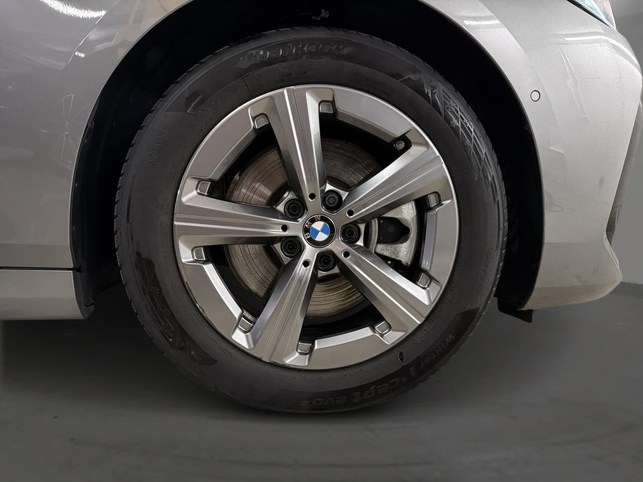 BMW 223i xDrive Active Tourer M Sport-image-12