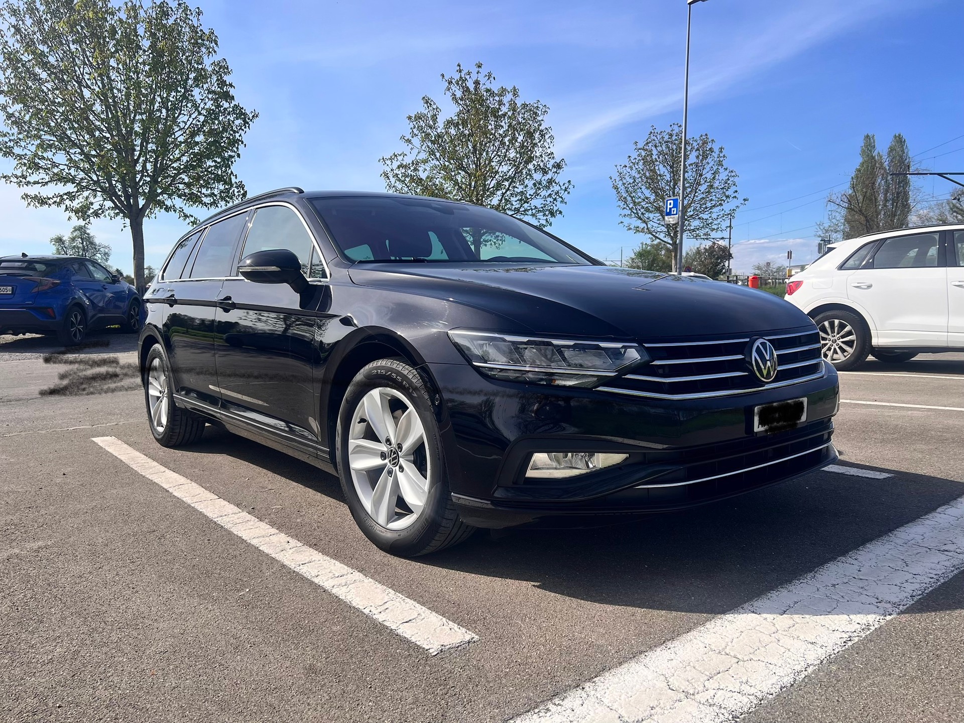 VW Passat 2.0 TDI BMT Business 4Motion DSG-image-1