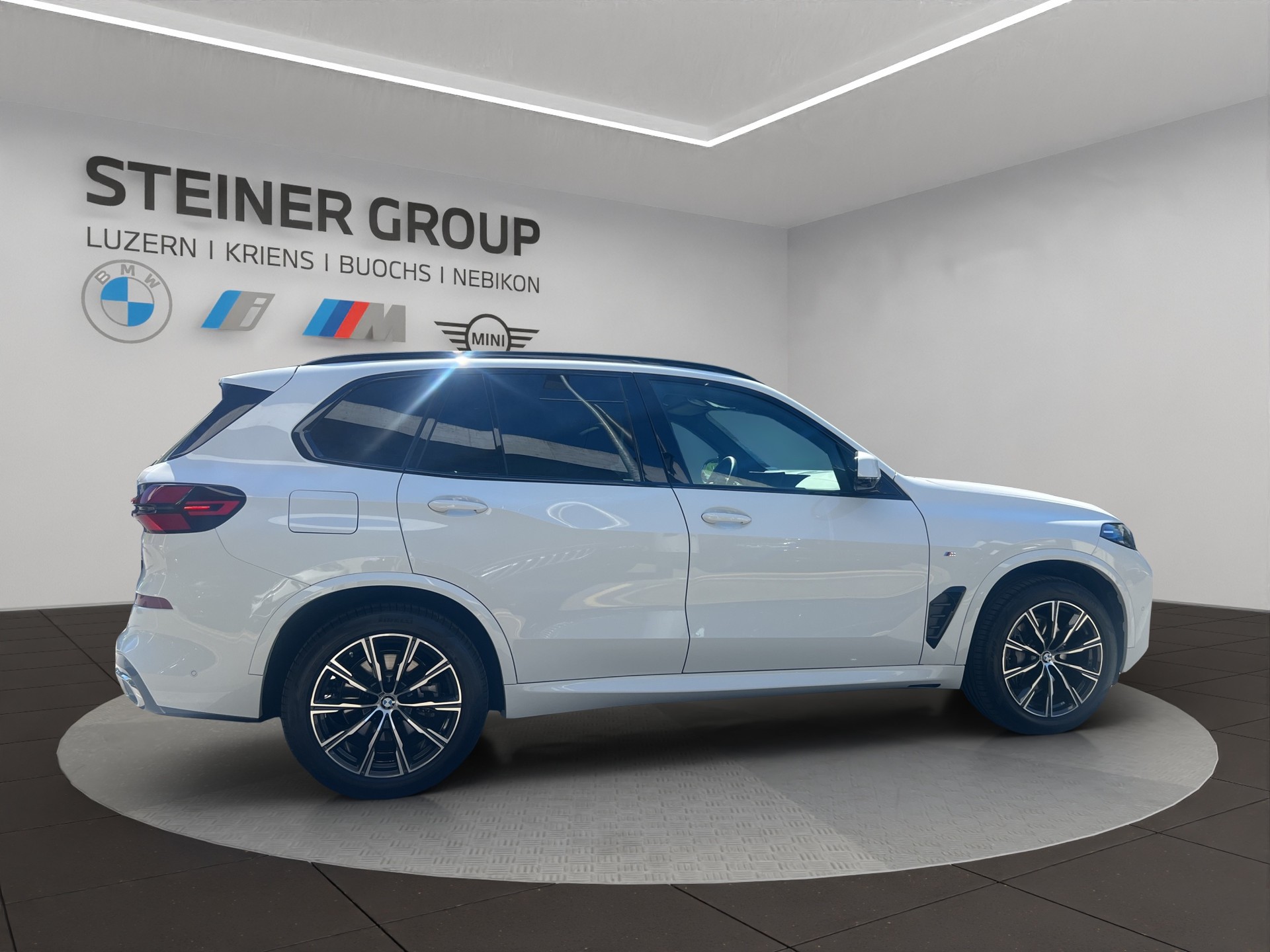 BMW X5 xDrive 48V 30d M Sport Steptronic-image-3
