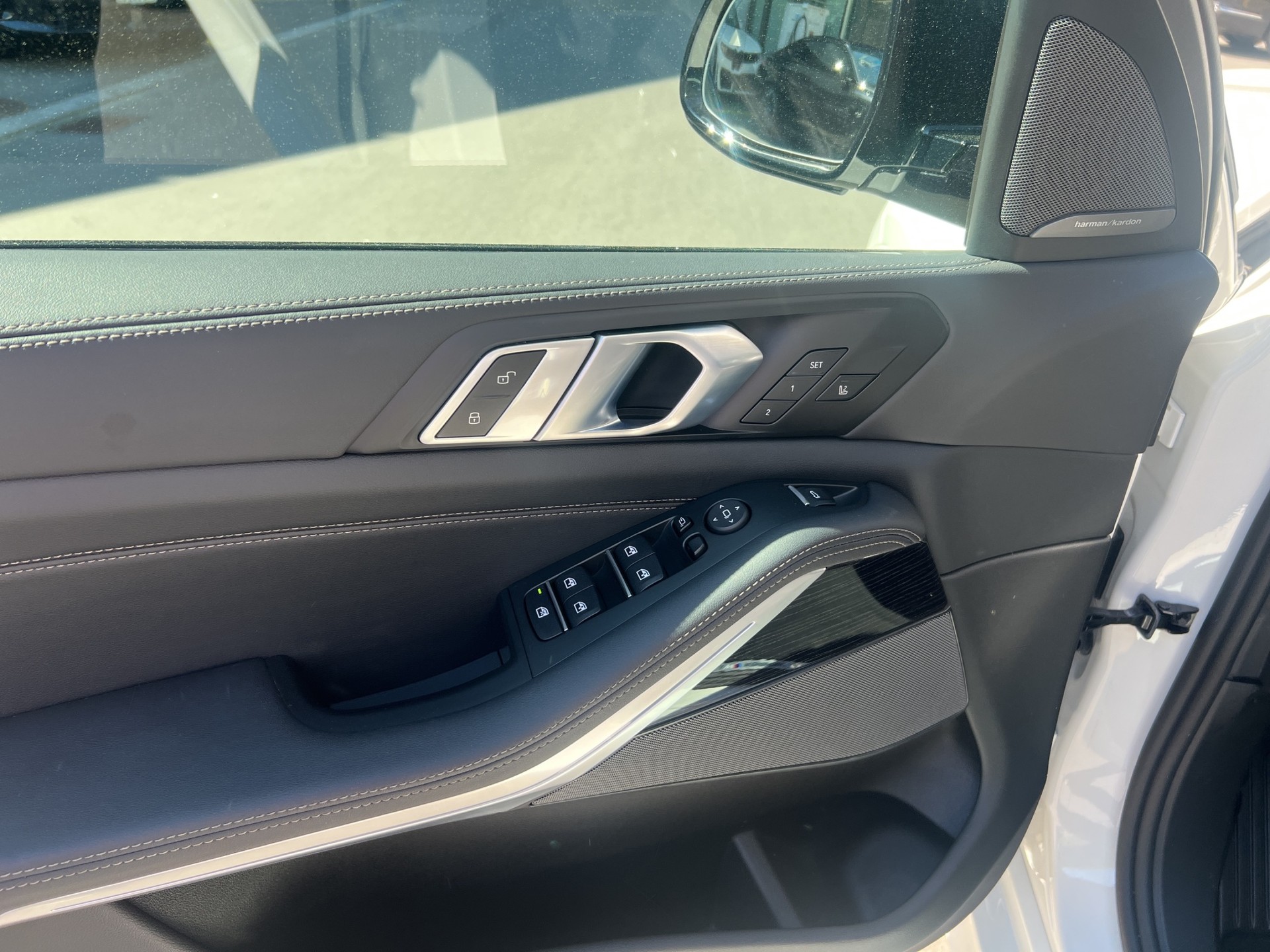 BMW X5 xDrive 48V 30d M Sport Steptronic-image-11