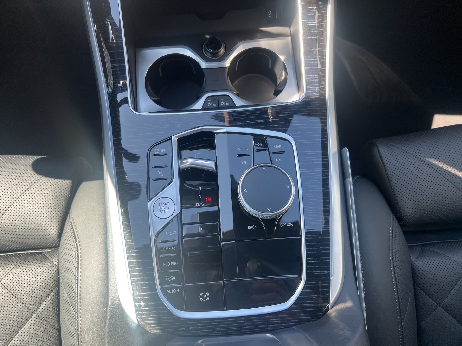 BMW X5 xDrive 48V 30d M Sport Steptronic-image-16