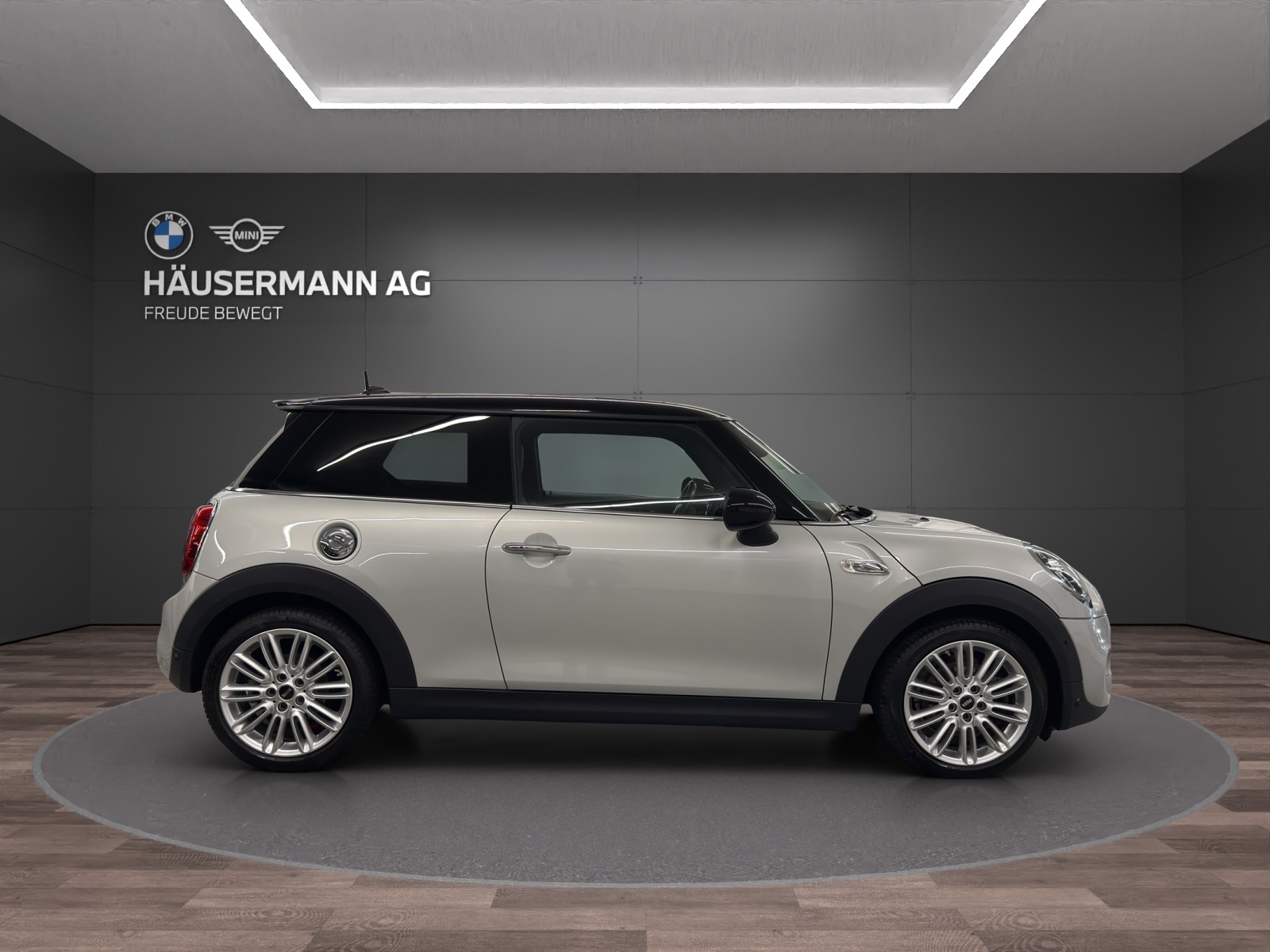 MINI Cooper S-image-3