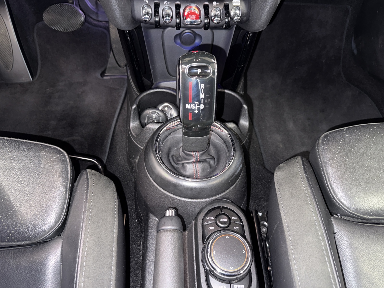 MINI Cooper S-image-16