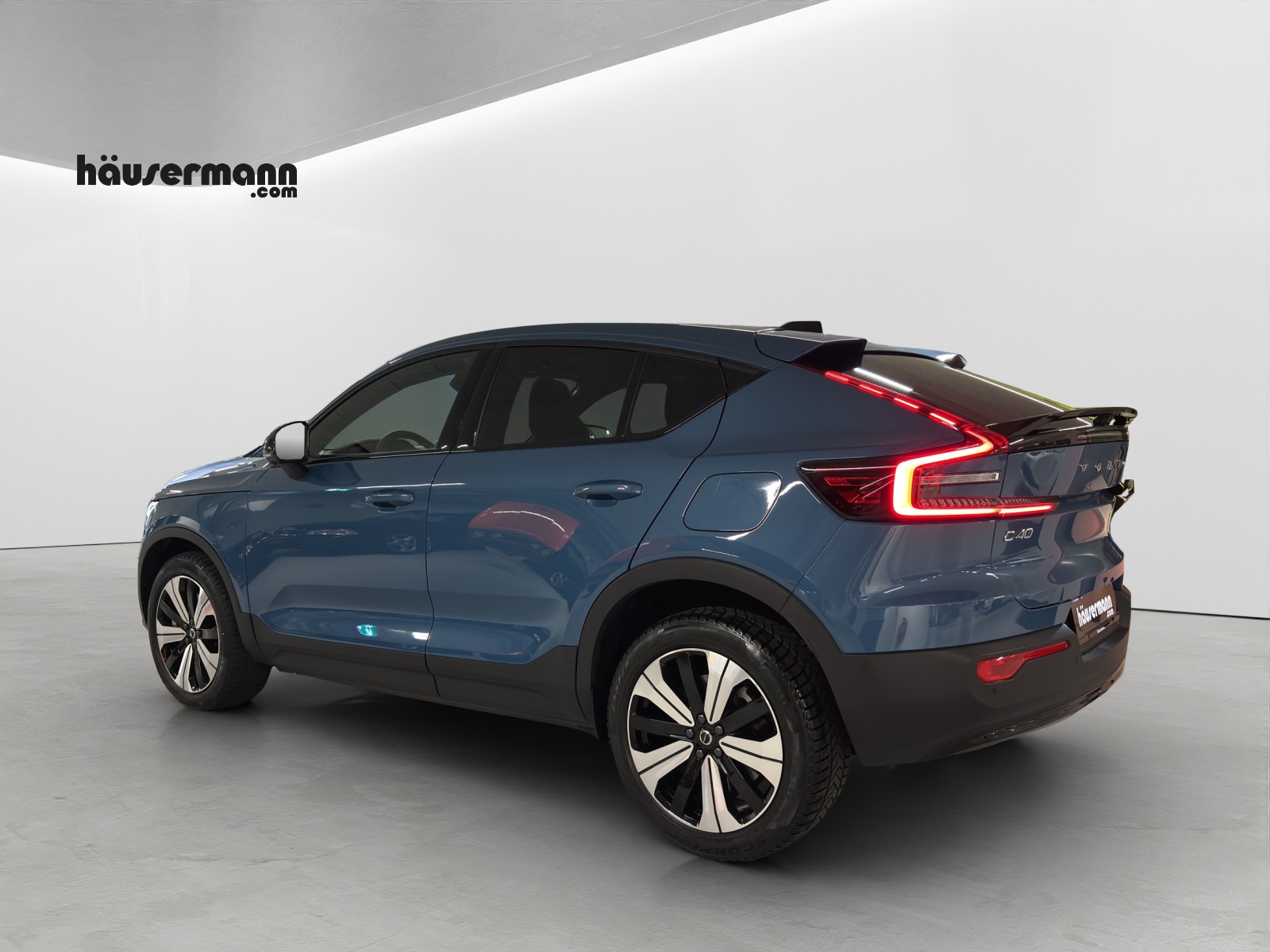 VOLVO C40 P6 Recharge Ultimate-showroom-element-1