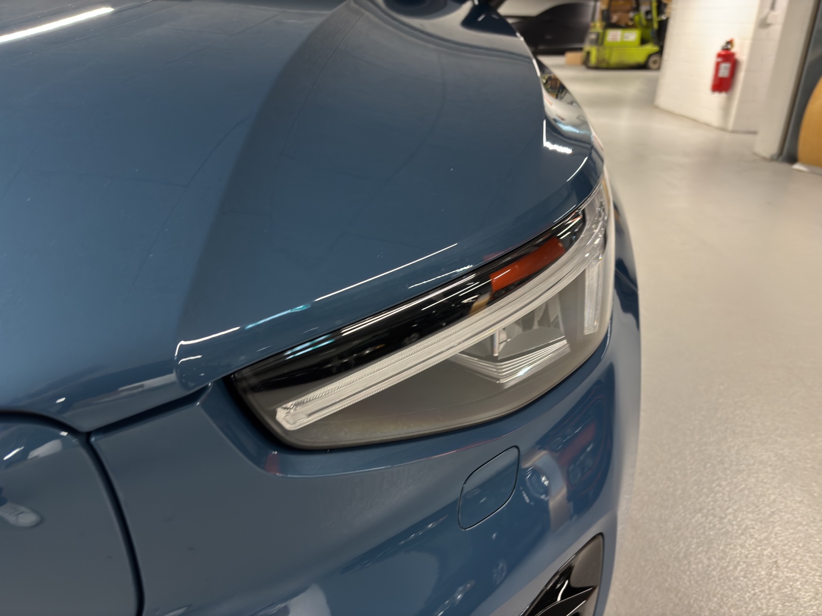 VOLVO C40 P6 Recharge Ultimate-image-13