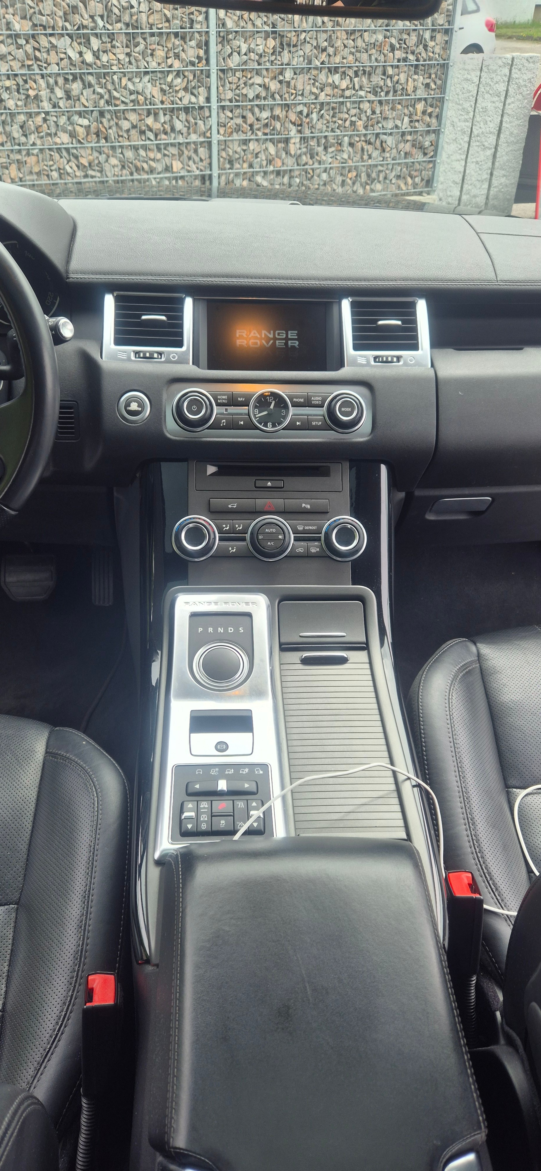 LAND ROVER Range Rover Sport 3.0 TDV6 HSE Automatic-image-9