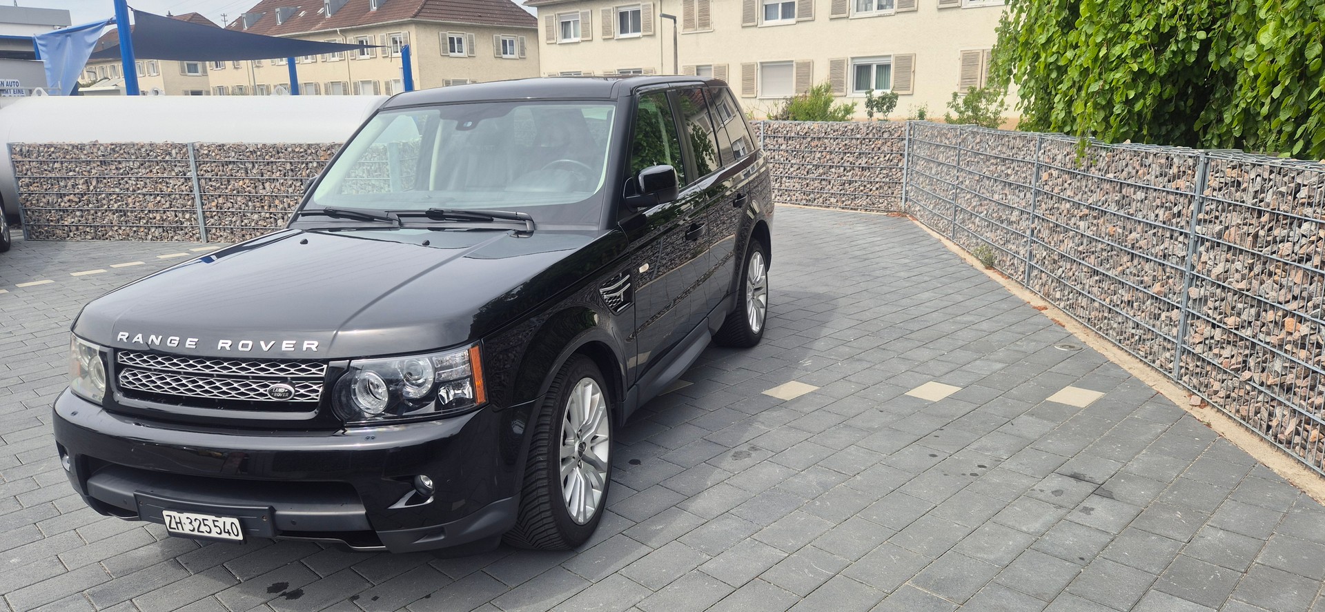 LAND ROVER Range Rover Sport 3.0 TDV6 HSE Automatic-image-2
