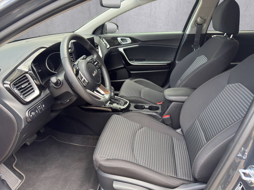 KIA Ceed Power+ MHEV 1.5T-GDi-image-8