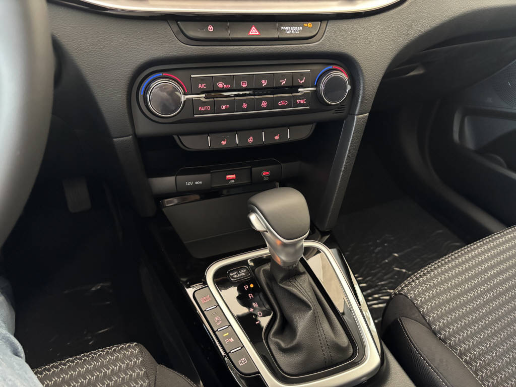 KIA Ceed Power+ MHEV 1.5T-GDi-image-8