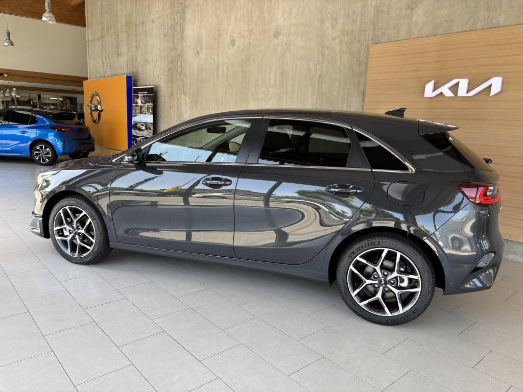 KIA Ceed Power+ MHEV 1.5T-GDi-image-2