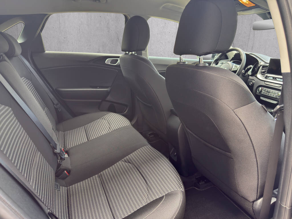 KIA Ceed Power+ MHEV 1.5T-GDi-image-13