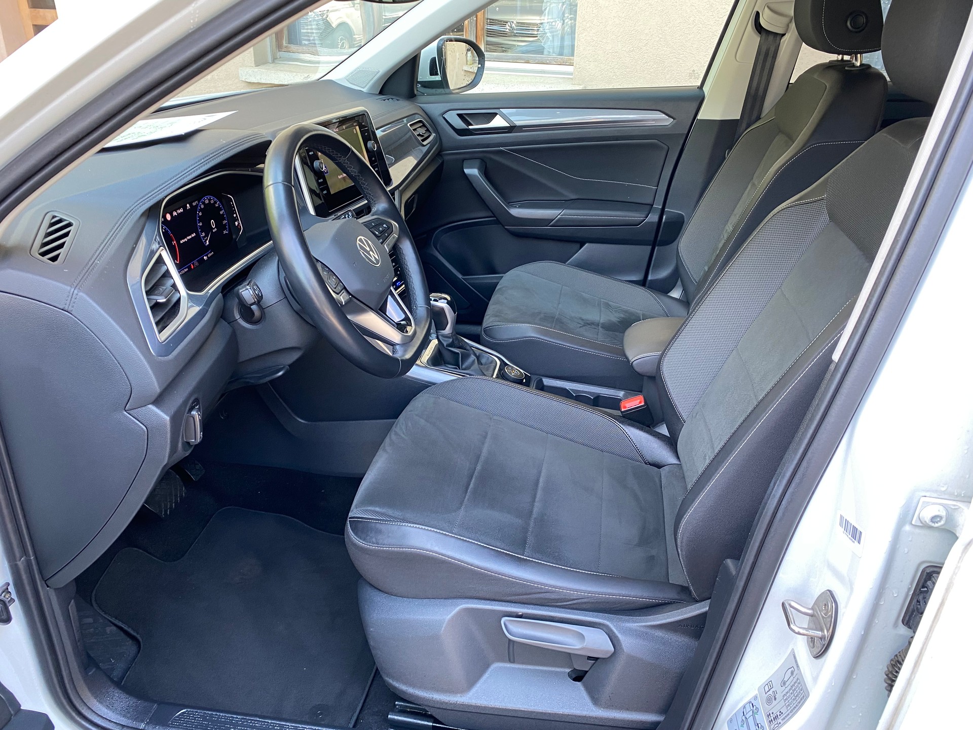 VW T-Roc 2.0 TDI SCR Style 4Motion DSG-image-2