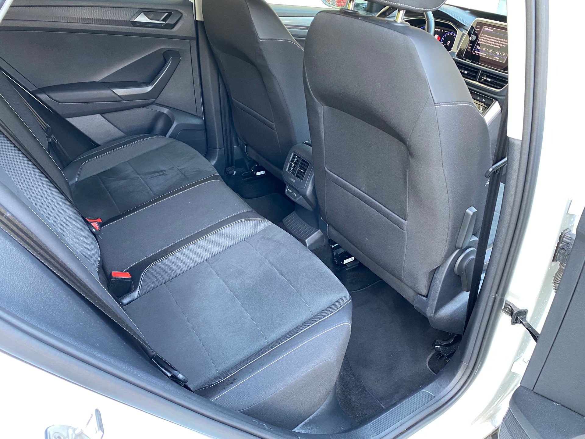 VW T-Roc 2.0 TDI SCR Style 4Motion DSG-image-6