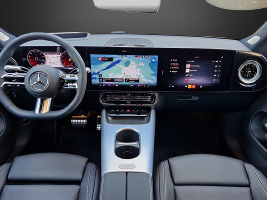 MERCEDES-BENZ CLA 220 8G-DCT 4Matic-image-8