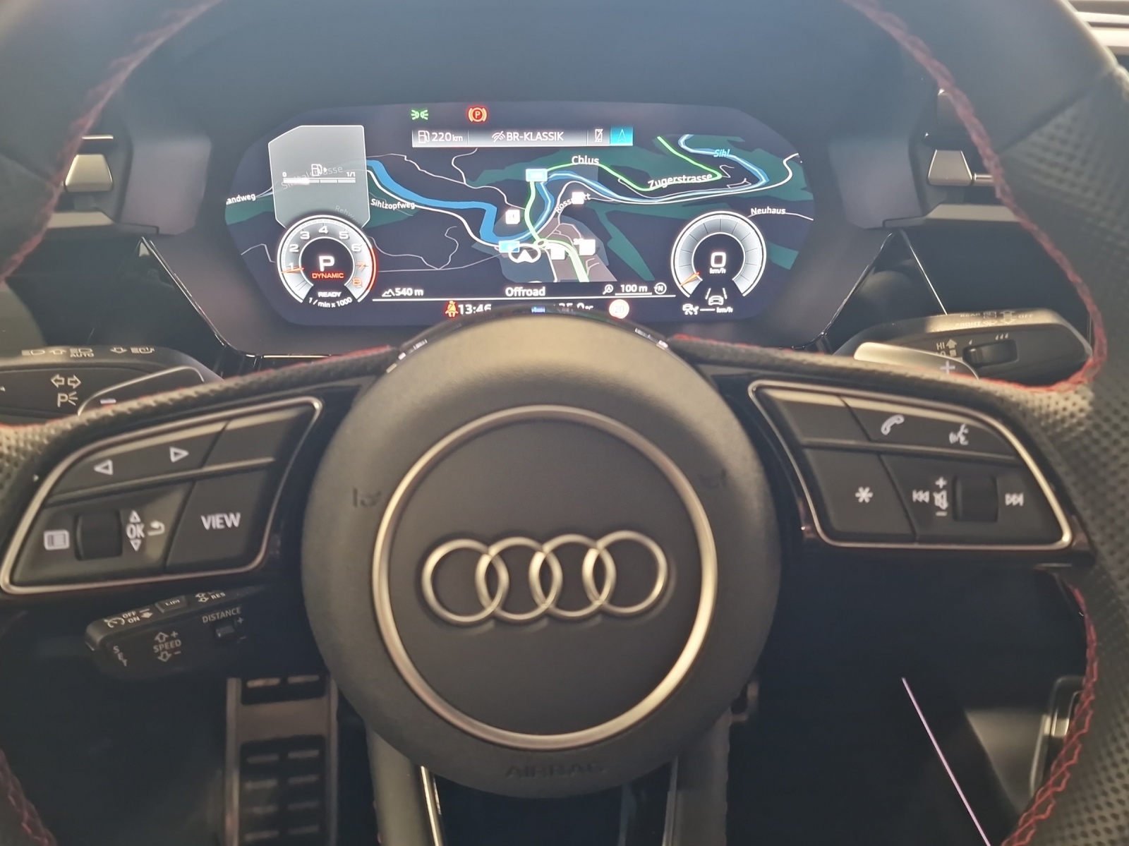 AUDI A3 Sportback TFSI 150 kW quattro S line S tronic-image-10