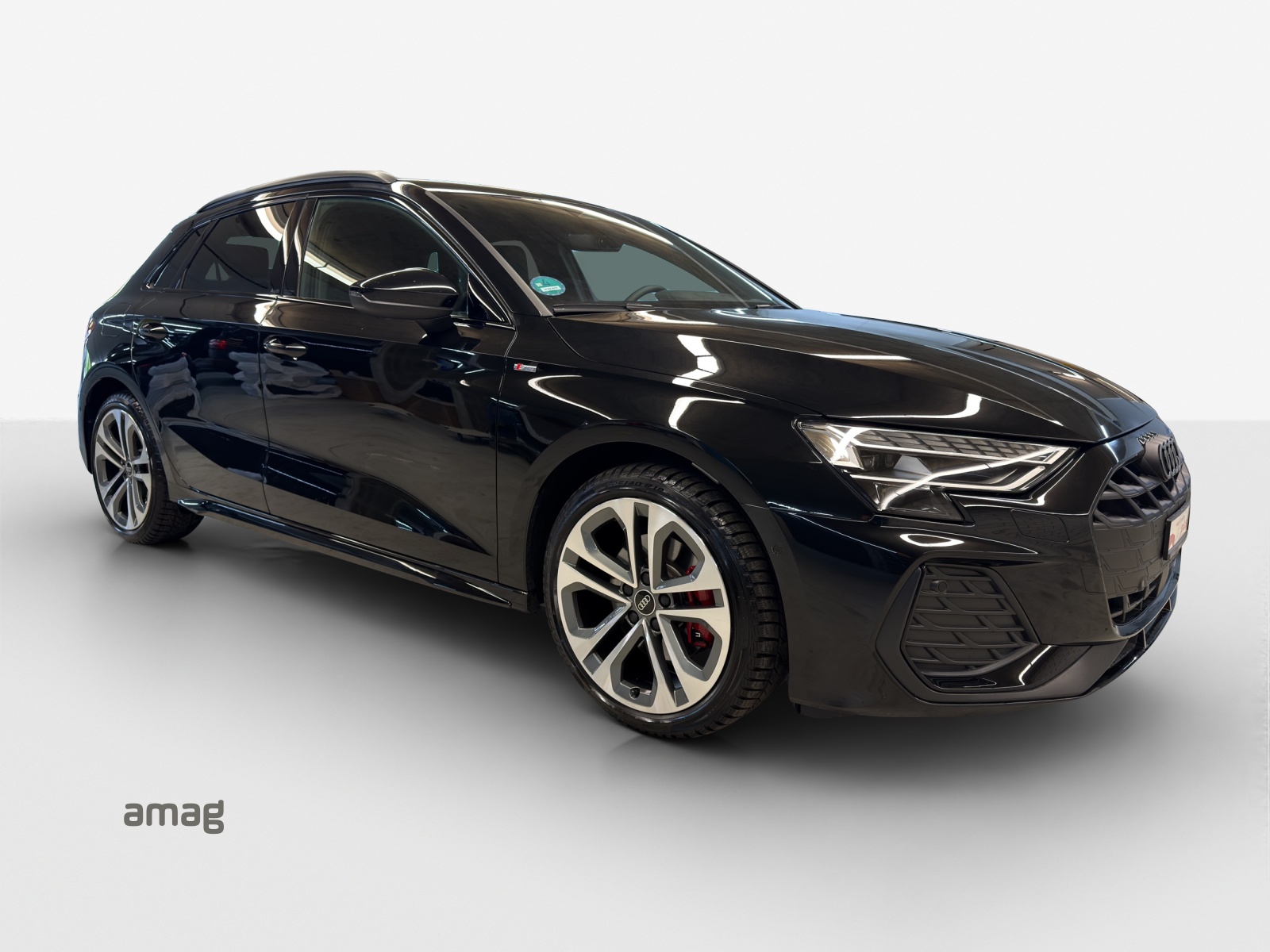 AUDI A3 Sportback TFSI 150 kW quattro S line S tronic-image-5