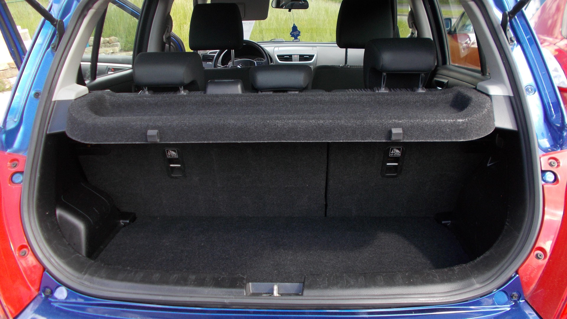 SUZUKI Swift 1.2i 16V GL Top 4x4-image-4