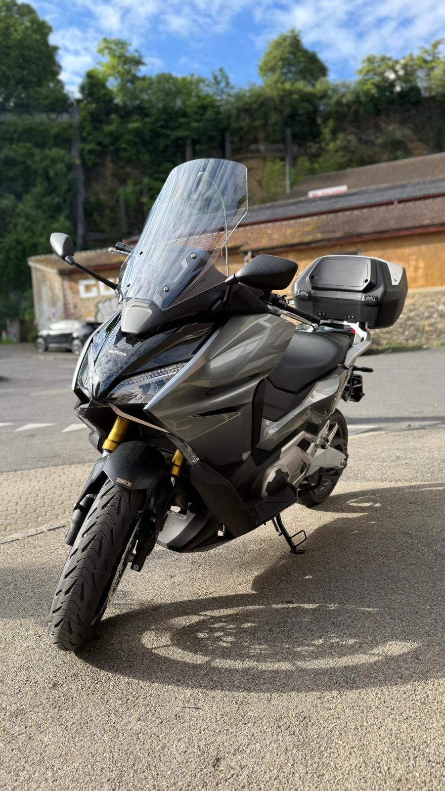 HONDA NSS 750-showroom-element-1