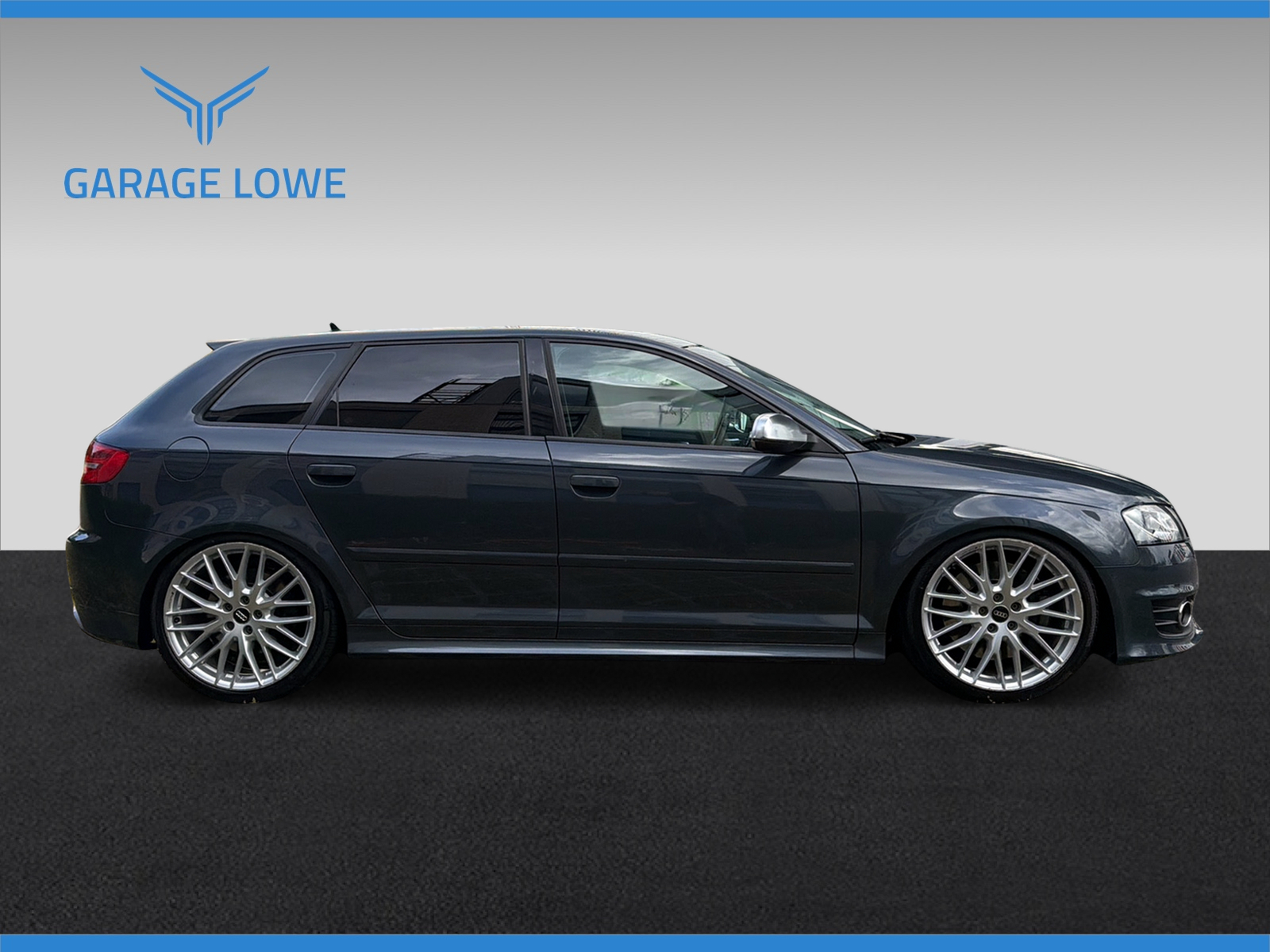 AUDI S3 Sportback 2.0 TFSI quattro-image-4