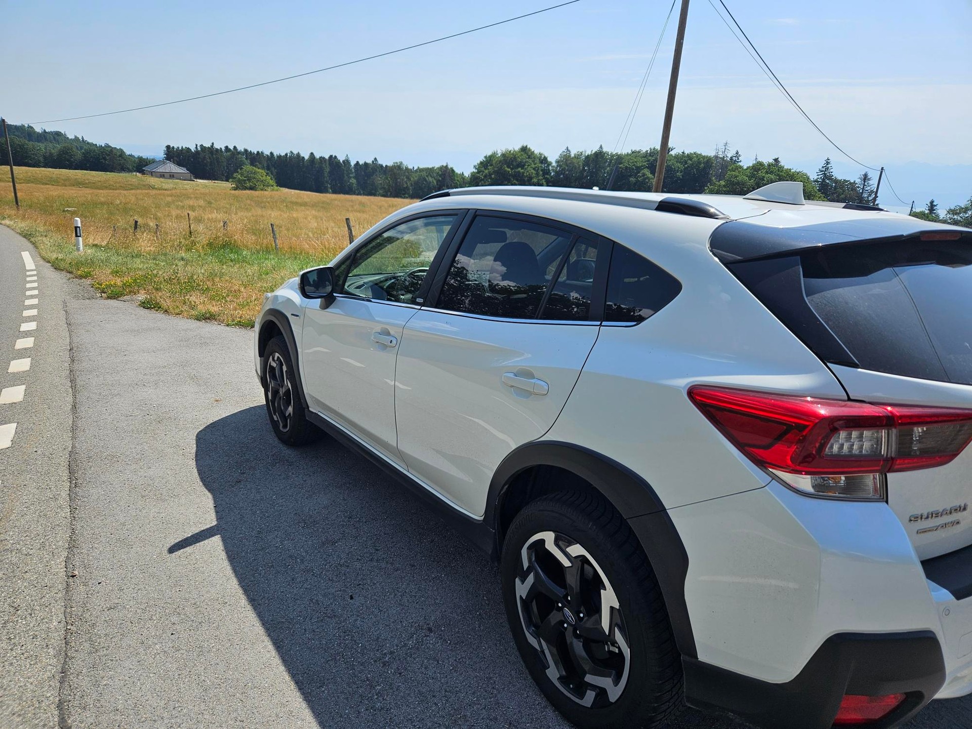 SUBARU XV 2.0 e-Boxer Swiss Plus AWD Lineartronic-image-4